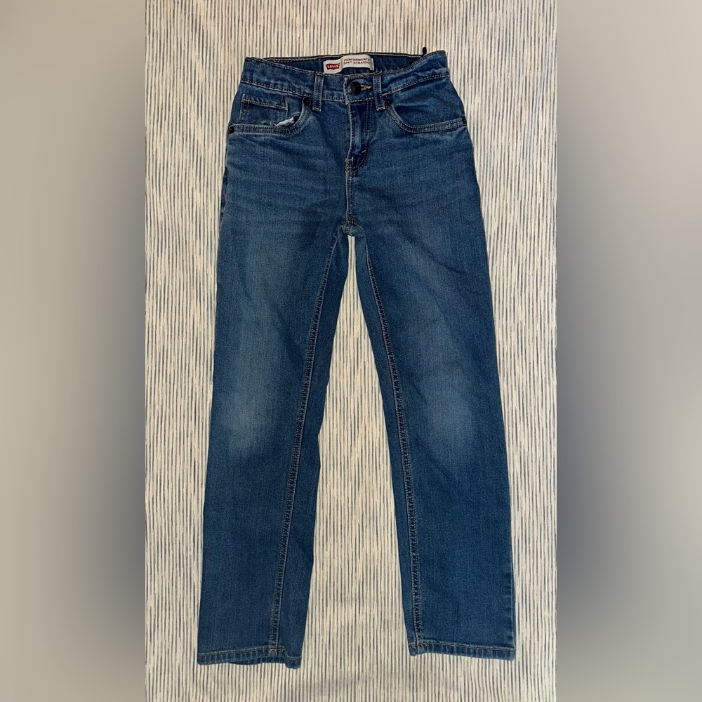 LEVI’S Women’s Straight Leg Jeans in Deep Blue